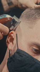 Máquina de Cortar Cabelo Profissional Wahl Magic Clip Cordless Íons de Lítio Bivolt